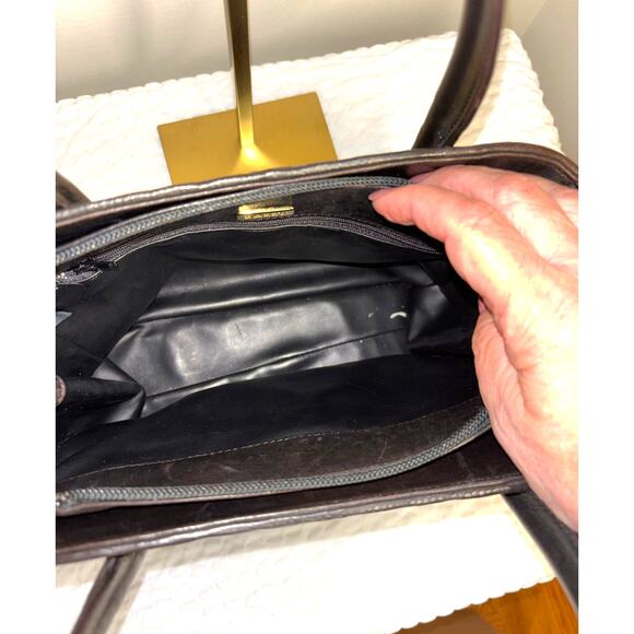 Bally Basket Weave Black Leather Top Handle Handbag - Picture 6 of 7